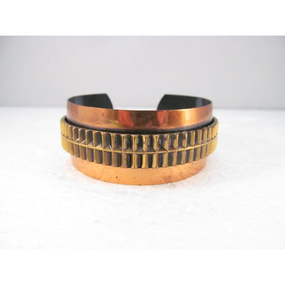Vintage Southwestern Genuine Copper Cuff Bracelet with Textured Design - Picture 5 of 14